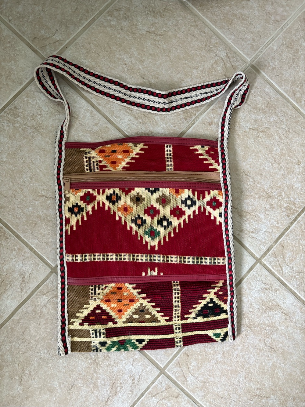 Kilim rug carpet bag features vibrant red and geometric patterns 17 x 14 inches
